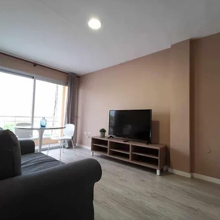 Apartamento En La Playa * מלנארה